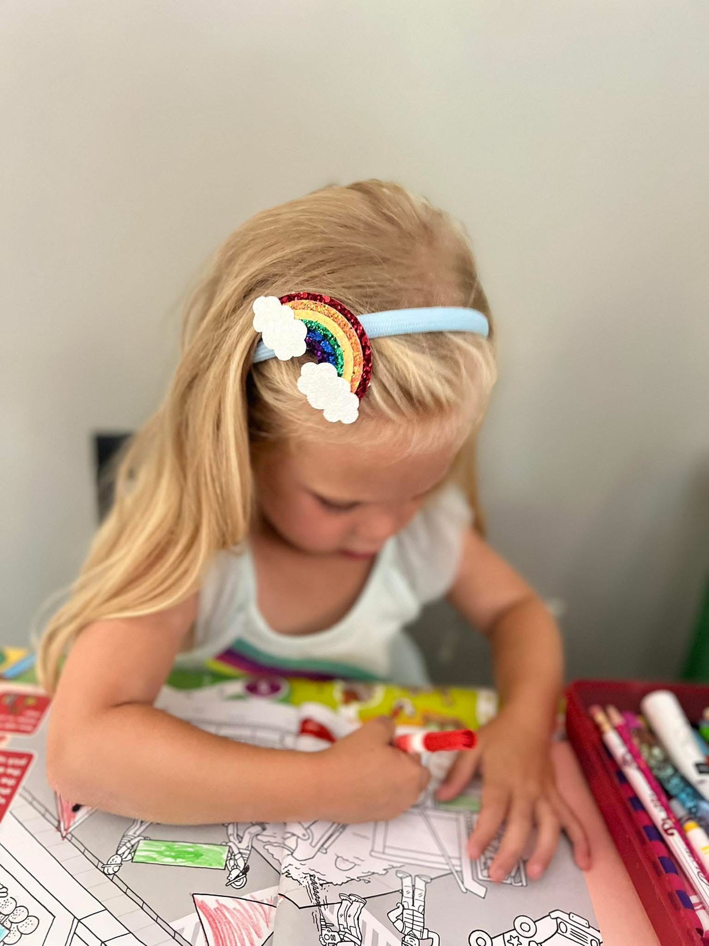 RAINBOW CLIP