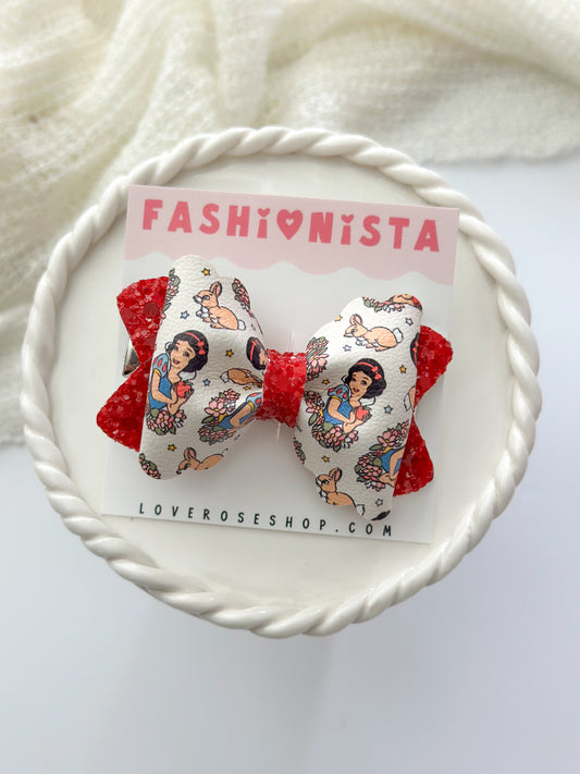 SNOW WHITE PINCH BOW