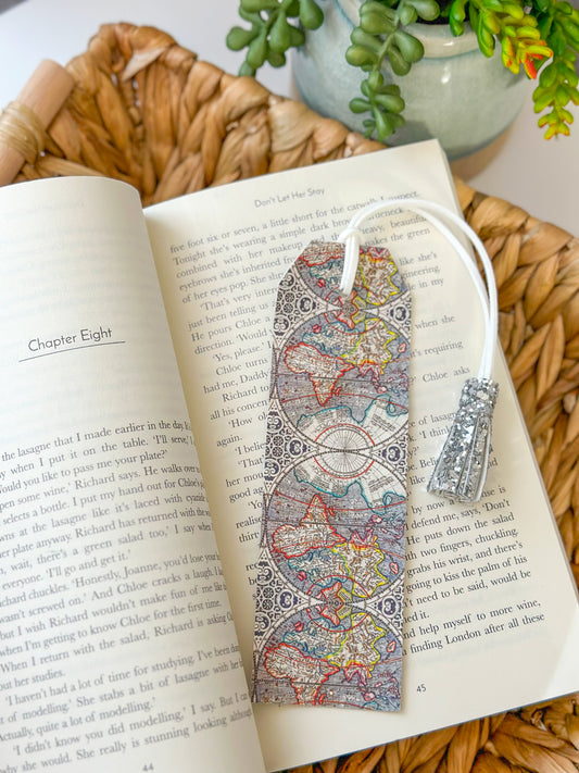 PLOT TWIST BOOKMARK