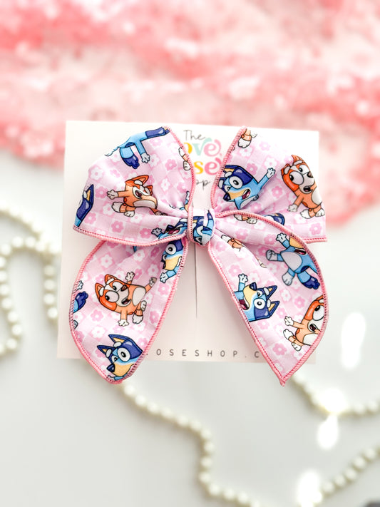BLUEY FLORAL BOW