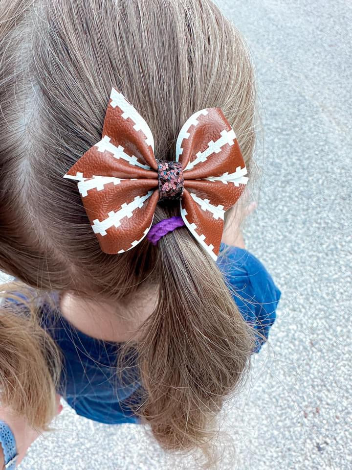 FOOTBALL PINWHEEL BOW