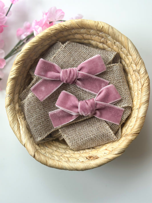 MAUVE VELVET BOWS