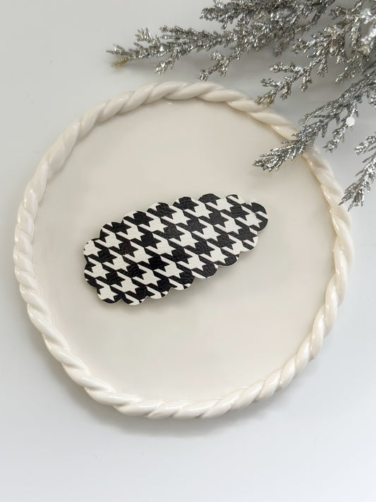 HOUNDSTOOTH