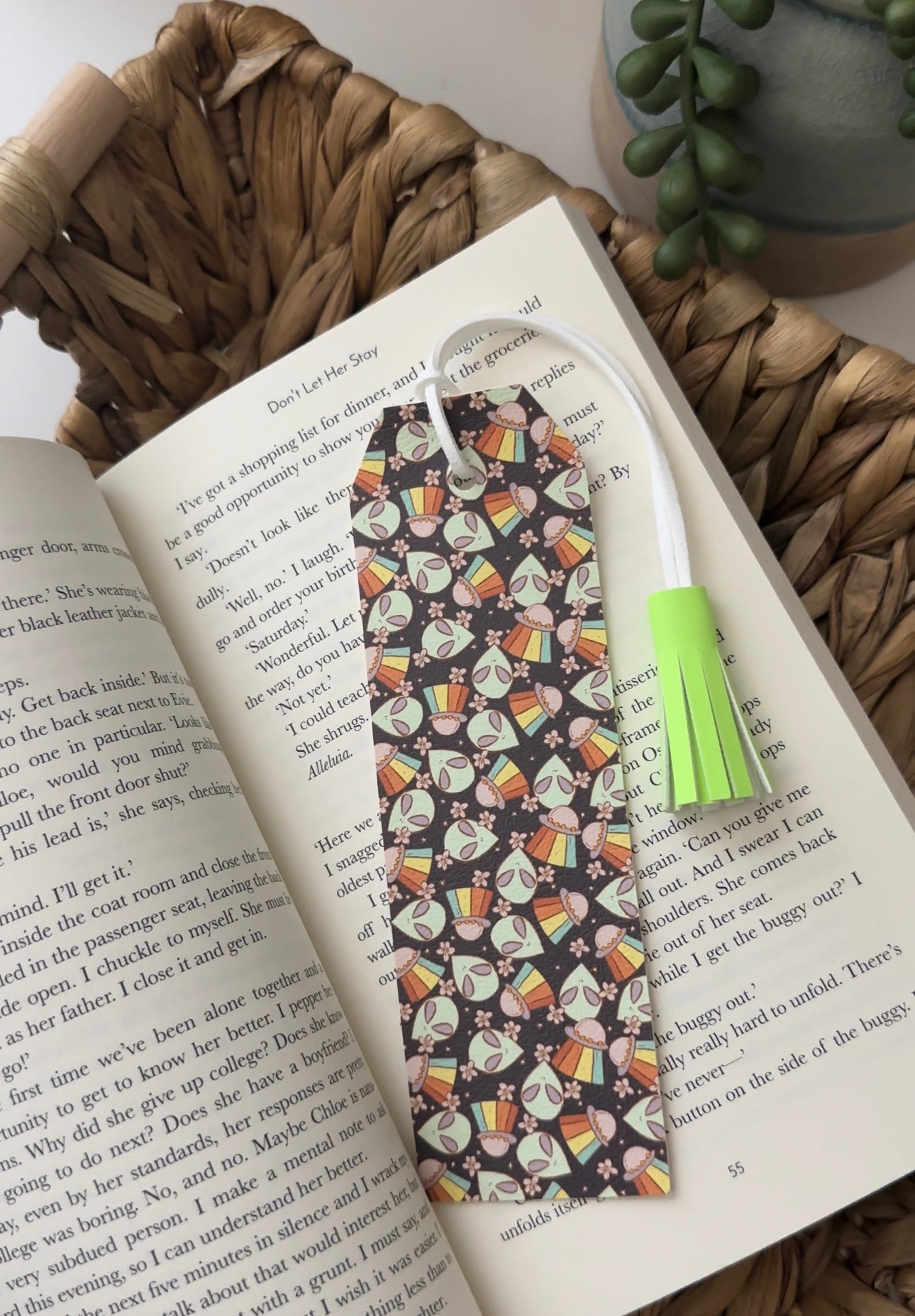 INVASION BOOKMARK (GLOW IN THE DARK TASSEL)